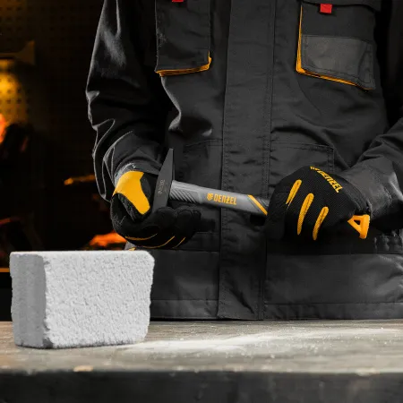 Молоток слесарный DENZEL 200 г, кованый, фибергласовая  рукоятка c TPR покрытием