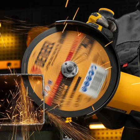 Круг отрезной по металлу DENZEL 230 х 2,0 х 22,2 мм, A36TBF, в метал.банке, 5 шт.