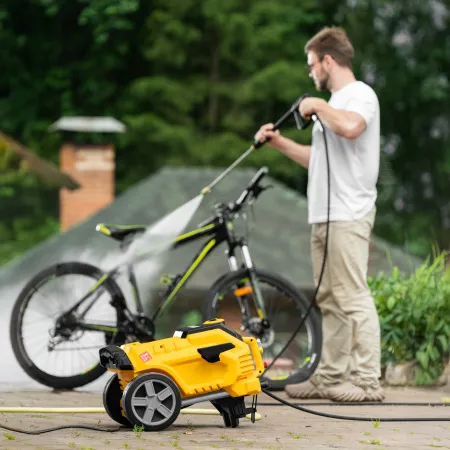 Моечная машина высокого давления DENZEL K 70 Power, 2500 Вт, 180 бар, 600 л/ч, асинхронный двигатель