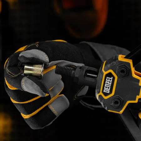 Заклепки резьбовые DENZEL стальные, оцинкованные, М12, пластиковый кейс, 25 шт. 