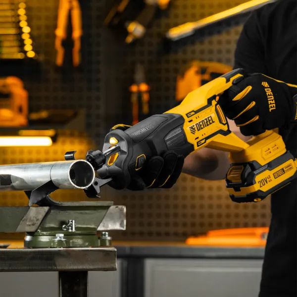 Пила сабельная аккумуляторная бесщет. DENZEL  RS-250, Li-Ion, 20 В