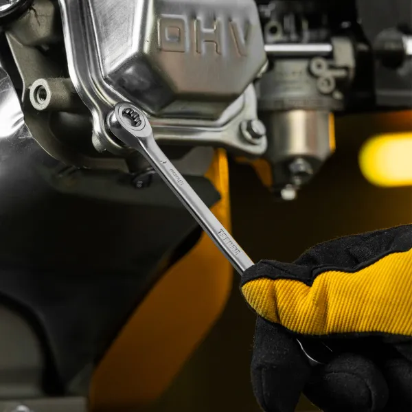 Набор ключей комбинированных трещоточных DENZEL 6-17 мм, 6 шт., CrV, матовый хром