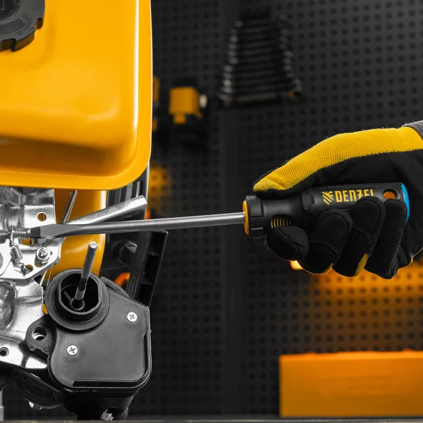 Отвертка DENZEL SL8x150 мм, S2, 3к рукоятка
