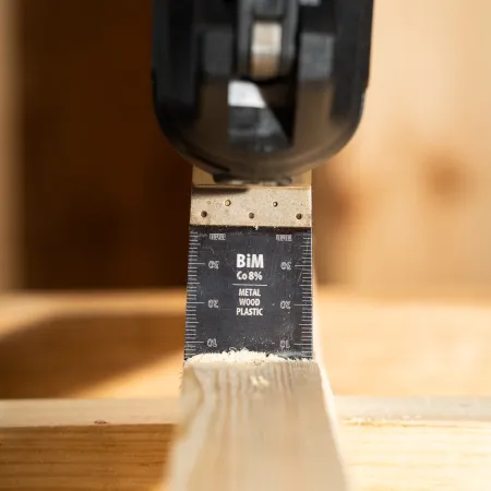 Насадка для МФИ DENZEL 782305 режущая пазовая прямая, BiM, по металлу и дереву, 33 x 1.4 мм