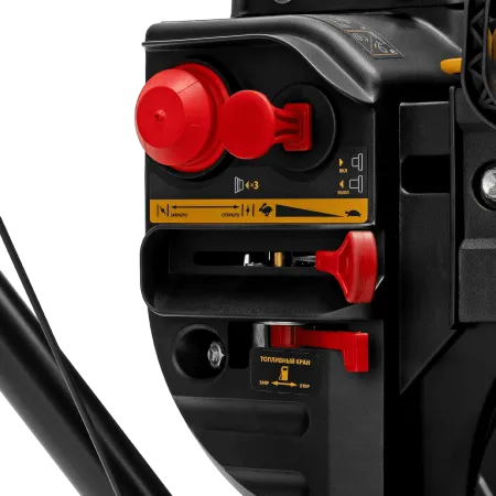 Снегоуборщик бензиновый DENZEL SBM 610S PRO, 212 cc, электростартер, фара, обогрев