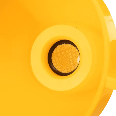 Воронка пластиковая DENZEL 160 мм с металлическим ситом и гибким наконечником