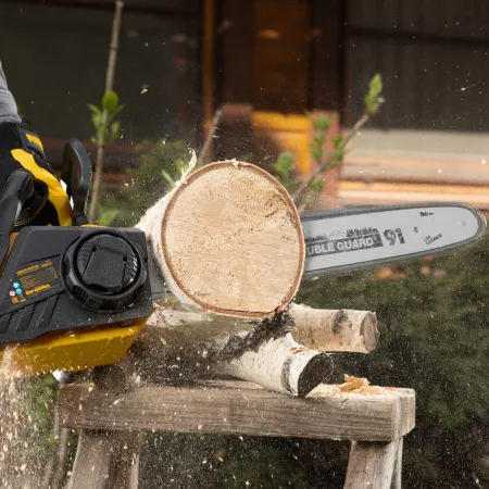 Аккумуляторная цепная пила DENZEL RCS400-36, Li-ion, 36 В, 4 Ач, шина 400 мм, бесщеточная