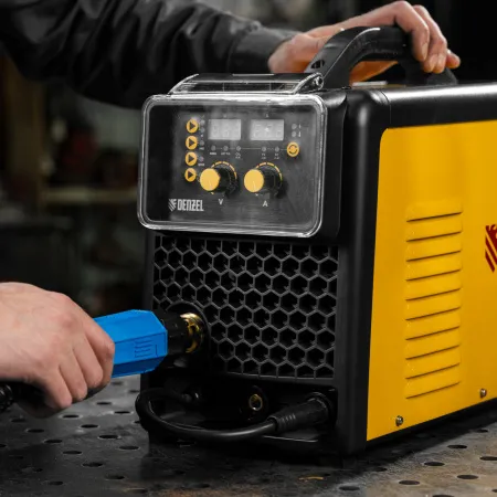 Аппарат инвертор. полуавтомат. сварки DENZEL MIG-160, 160 А, ПВ 60%, катушка 5 кг