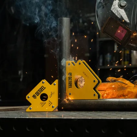 Фиксатор магнитный DENZEL для сварочных работ усилие 75 LB