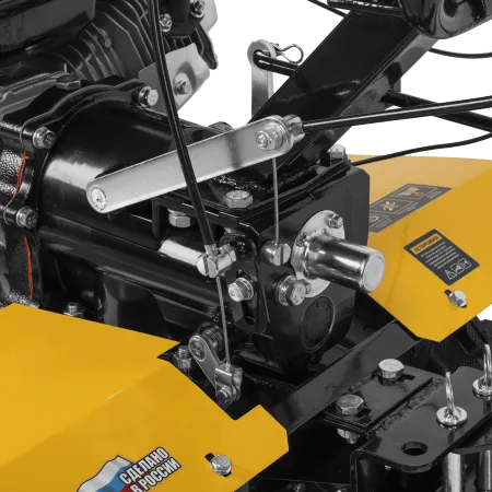 Мотоблок DPT-270X, 7 л.с., диск.сцеп, шир 90 см, глуб 35 см,фрез 3х4,ВОМ,скор 2В/1Н,кол 8" Denzel