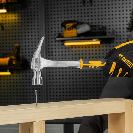 Молоток-гвоздодер DENZEL 560 г, цельнометаллический, двухкомпонентная рукоятка