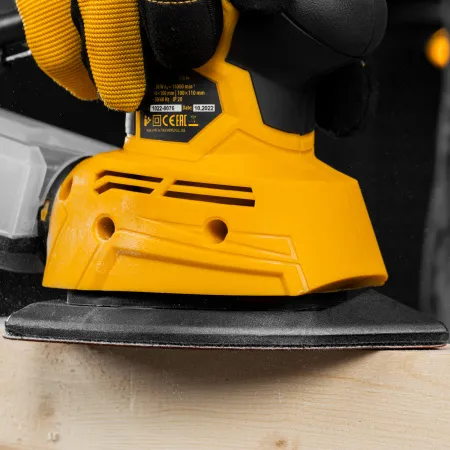 Треугольник абразивный на ворc. подложке под "липучку", перф., P 240, 150х150х100 мм, 5 шт. Denzel