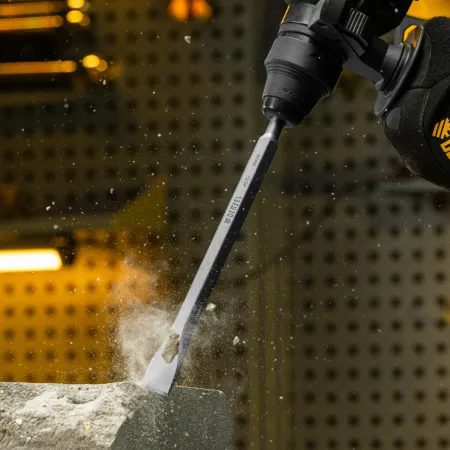 Зубило DENZEL, 14 х 20 х 250 мм, 40Cr, SDS PLUS