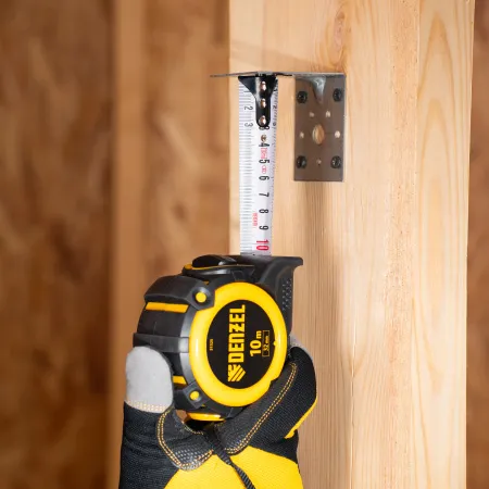 Рулетка DENZEL 31525 10м х 32мм, автоматич. фиксац., нейлон. покрытие, магнит. зацеп, двухстор. разметка