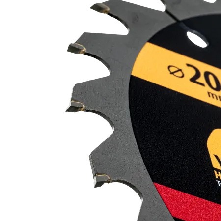 Пильный диск по дереву DENZEL ф200 х 30 мм, 24 зубьев