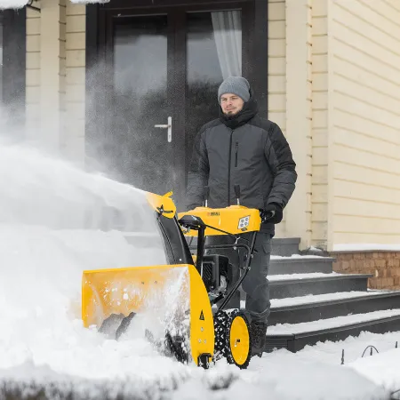 Снегоуборщик бензиновый DENZEL SBM 610S PRO, 212 cc, электростартер, фара, обогрев