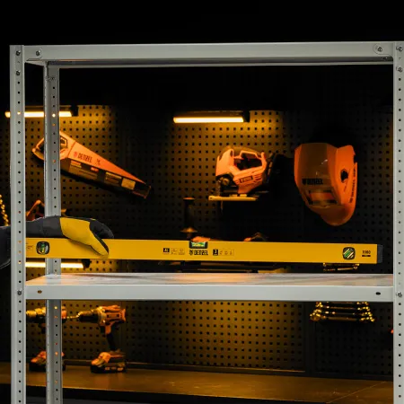 Уровень алюминиевый DENZEL магнит., фрезерованный, 3 глазка (1 зеркал.), 0,5 мм/м, 1000 мм