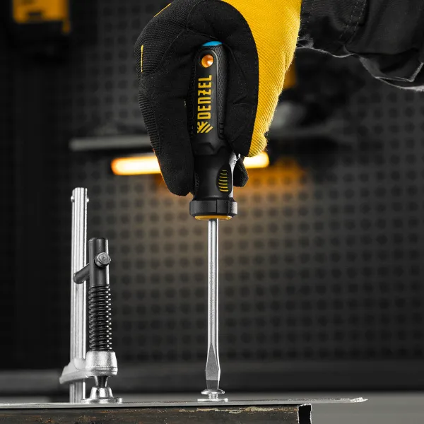 Отвертка DENZEL SL6x100 мм, S2, 3к рукоятка