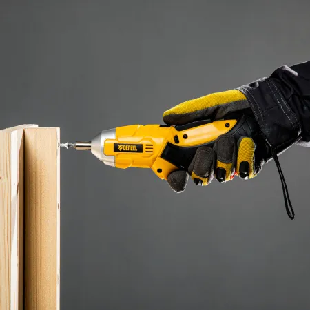 Отвертка DENZEL CSL-3.6-02, с аккумулятором 3.6 В Li-Ion, 1.3 Ач, в блистере