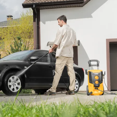 Моечная машина высокого давления DENZEL R-180, 2200 Вт, 180 бар, 380 л/ч, колесная