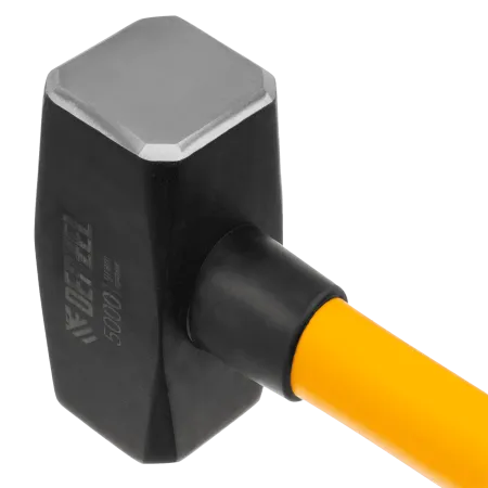 Кувалда DENZEL 5000 г, кованая, фибергласовая  рукоятка c TPR покрытием, 880 мм