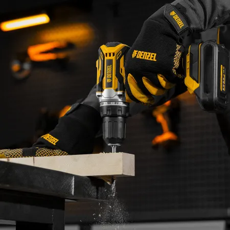 Дрель-шуруповерт аккумуляторная, бесщет. DENZEL BLDL-18-0 Li-Ion, 18 В