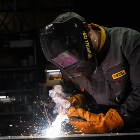 Щиток защитный лицевой DENZEL (маска сварщика) F4, см. окно 90х35, DIN4/9-13