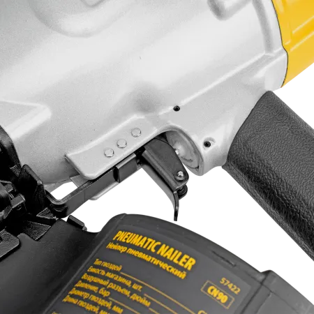 Нейлер пневматический DENZEL CN90 для гвоздей CNW от 50 до 90 мм