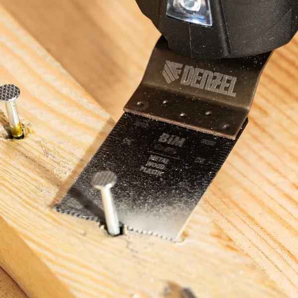 Насадка для МФИ DENZEL 782305 режущая пазовая прямая, BiM, по металлу и дереву, 33 x 1.4 мм