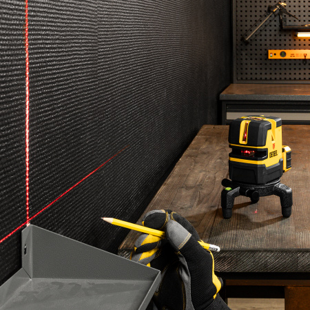 Лазерный уровень DENZEL LX 05 Red, 20 м, 635 нм, аккумулятор Li 5200 mAh, резьба 5/8