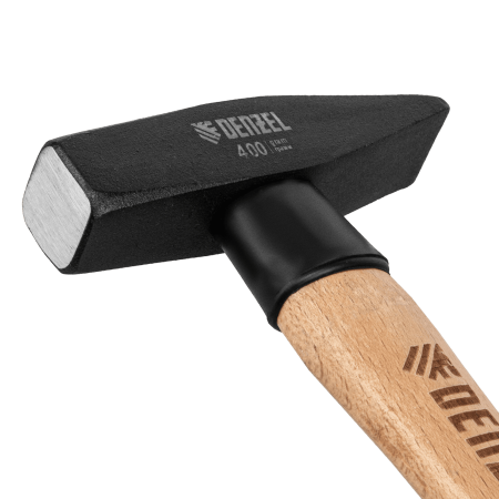 Молоток слесарный DENZEL 400 г, кованый квадратный боек, буковая рукоятка Молоток слесарный DENZEL 400 г, кованый квадратный боек, буковая рукоятка