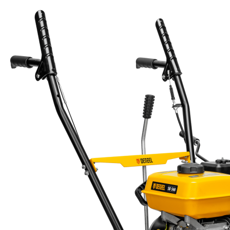 Снегоуборщик бензиновый DENZEL SB 560, 212 cc, ручной старт