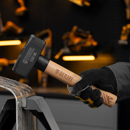 Кувалда DENZEL 1500 г, кованая головка, буковая рукоятка