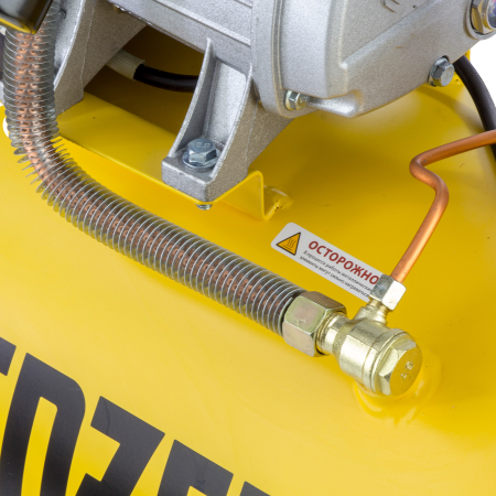 Компрессор воздушный DENZEL X-PRO DKV2200/100, 2.2 кВт, 400 л/мин, 100 л Компрессор воздушный DENZEL X-PRO DKV2200/100, 2.2 кВт, 400 л/мин, 100 л