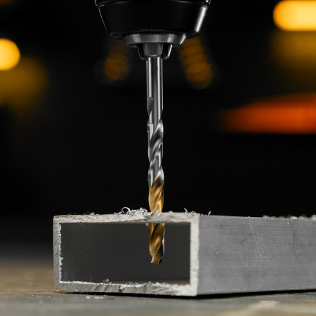 Сверло спиральное по металлу DENZEL 5,5 x 93 мм, Р6М5, Golden Tip