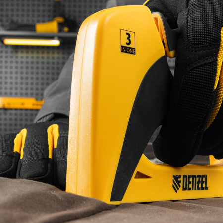 Мебельный степлер DENZEL 40210, пластиковый корпус, тип скобы: 13, 53, 300, 6-14 мм