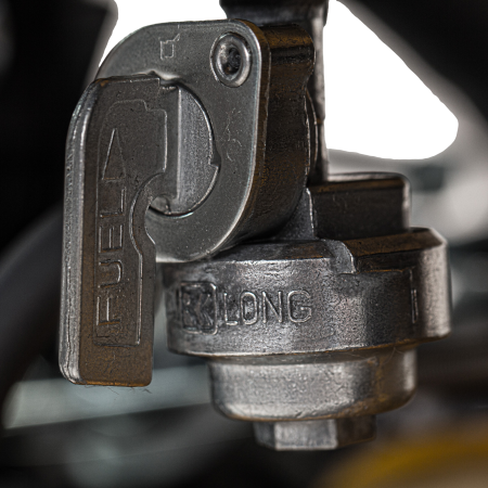 Инверторный генератор DENZEL GT-2500iF, 2.5 кВт, 230 В, бак 5 л, ручной старт