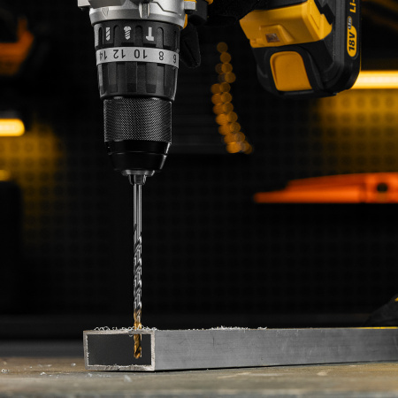 Сверло спиральное по металлу DENZEL 5 х 132 мм, Р6М5, Golden Tip, удлиненное