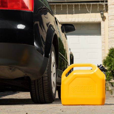 Пластиковая канистра DENZEL 53131, 20 л, для ГСМ, премиум