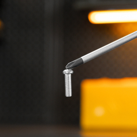 Отвертка DENZEL PH2х150 мм, S2, 3к рукоятка Отвертка DENZEL PH2х150 мм, S2, 3к рукоятка