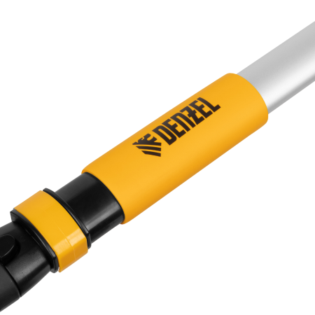 Щетка-сметка со скребком DENZEL телескоп, поворотная голова, 750-1120 мм