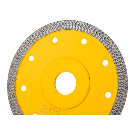 Диск алмазный отрезной DENZEL 125 х 22,2мм, сплошной, супертонкий, горячий пресс, сухой/мокрый рез