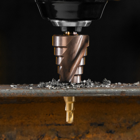 Сверло ступенчатое DENZEL 4-6-8-10-12-14-16-18-20 мм, Р6М5К5, 6-гр. хвостовик