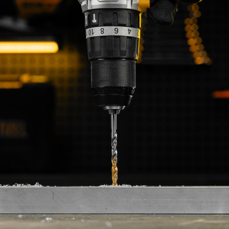 Сверло спиральное по металлу DENZEL 5,5 x 93 мм, Р6М5, Golden Tip