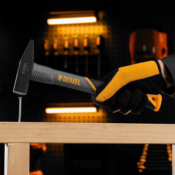 Молоток слесарный DENZEL 300 г, кованый, фибергласовая  рукоятка c TPR покрытием