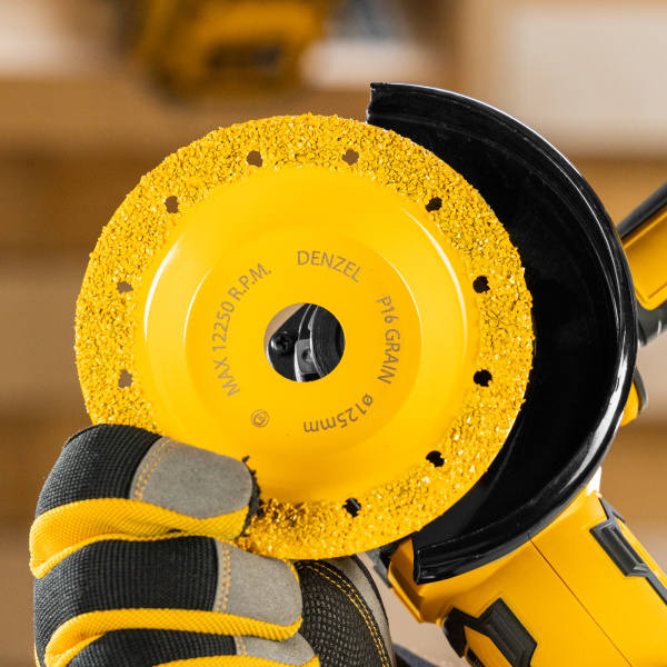 Чашка твердосплавная зачистная DENZEL, 125 мм, Наклонная, среднее зерно #16
