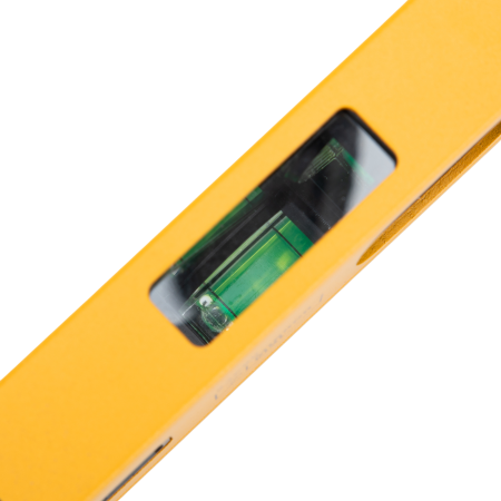 Уровень алюминиевый DENZEL магнит., фрезерованный, 3 глазка (1 зеркал.), 0,5 мм/м, 400 мм