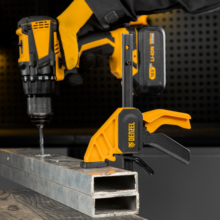 Струбцина DENZEL F-образная, быстрозажимная, 150 х 55 мм, усиленный нейлоновый корпус