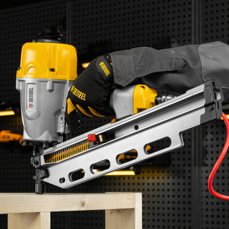 Нейлер пневматический DENZEL PN2190 для гвоздей SN21 от 50 до 90 мм