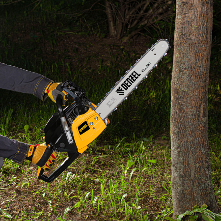 Пила цепная бензиновая DENZEL DGS-5218, шина 45 см, 3.5 л.с, шаг 0.325, 72 звена